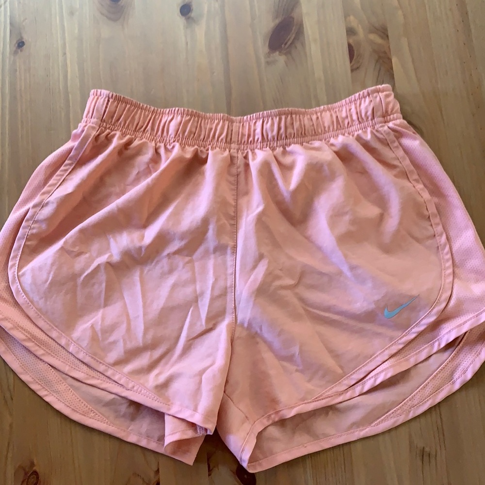 Nike Dri Tempo Shorts⬇️FINAL PRICE DROP⬇️